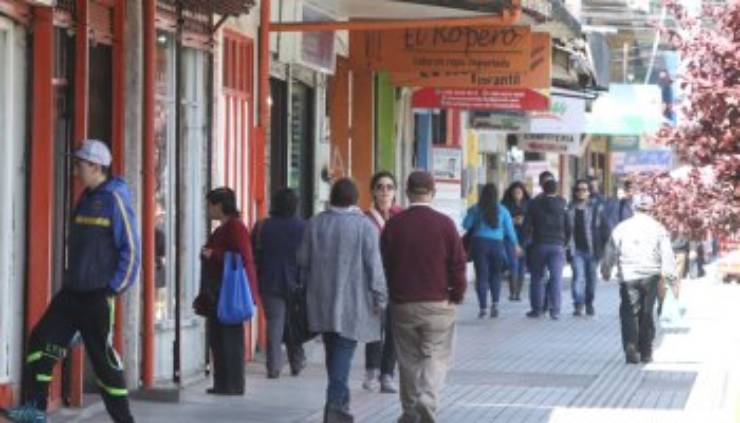 Locales de barrios de Osorno preocupados por normativa.