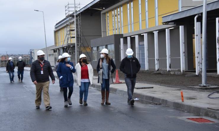 Autoridades inspeccionaron en terreno el 94,5% de avance del nuevo Centro Cerrado de Sename en Puerto Montt.