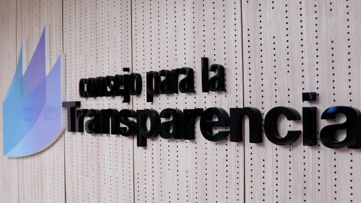 Isapre lleva al TC decisión del Consejo para la Transparencia que obliga a transparentar convenios suscritos con cadenas de farmacias.