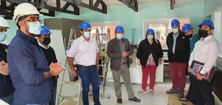 Alcalde Juan Soto junto a concejo municipal de San Pablo inspeccionan proyectos en ejecución.