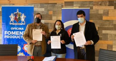 Municipalidades de la provincia de Osorno firman convenios para fortalecer emprendimientos locales