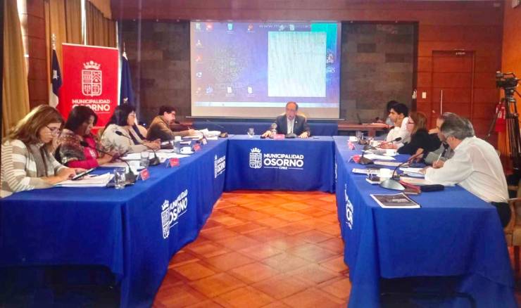 Alcalde y concejales de la comuna de Osorno aprueban presupuesto municipal para el año 2023