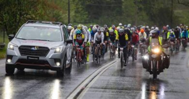 Ciclistas de Puerto Montt y Santiago ganan el Giro del Lago Trek Subaru 2022