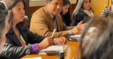 Director Nacional Indígena, Luis Penchuleo, recorre comunidades en compañía de consejera nacional, Herta Lican