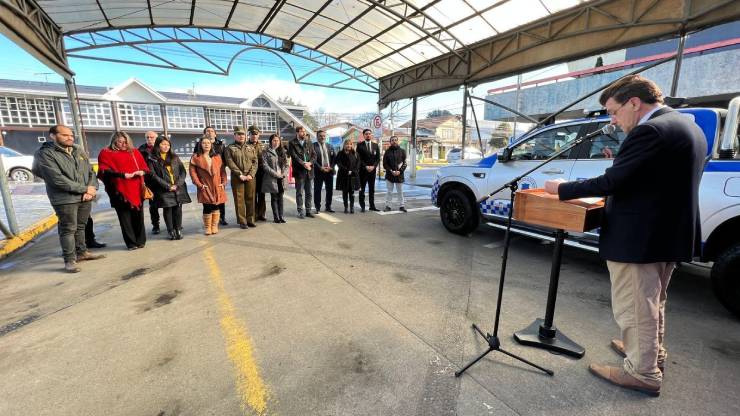 Municipalidad de Río Negro recibe vehículo de Seguridad Pública para la prevención de delitos