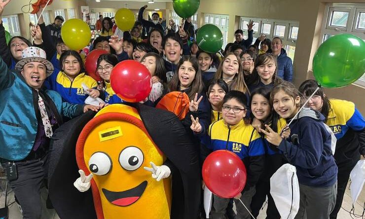 La fiesta del Chorito llegó hasta Osorno a motivar su consumo en los escolares