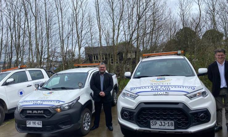 SPD inauguró inédito sistema de cámaras de televigilancia y tres nuevos vehículos de patrullaje preventivo en la comuna de Ancud