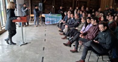 Poniendo énfasis en la articulación público-privado y con viajes en tren, Región de Los Lagos celebra Día del Turismo