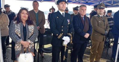 Con emotivo homenaje fue conmemorado “Día de las Glorias Navales” en Chonchi.