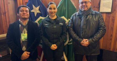 SLEP Chiloé suma más profesionales a la Escuela de Adultos del CDP de Castro