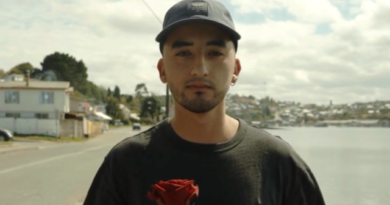 ‘Tarde o temprano’: Juanek y La Molo sorprenden con rap bolero desde Calbuco