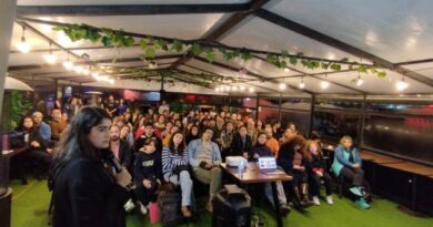 Café Científico de Puerto Montt abordó avances en la conservación de piezas sitio Monte Verde