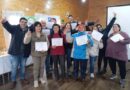 Dirigentes y socios de las Comunidades Indígenas de la Cuenca del Lago Huillinco-Cucao se capacitan en alfabetización digital.