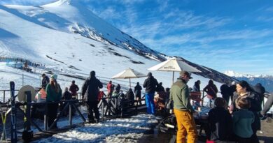 Ven y vibra con las entretenidas actividades de invierno del Centro de Montaña Pillán y Volcán Osorno