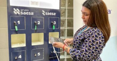 Instalan tótem de carga gratuita para celulares en Hospital Base San José de Osorno