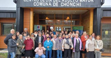 Los adultos mayores vivieron un día de fiesta al celebrar el primer aniversario del Cediam de Chonchi