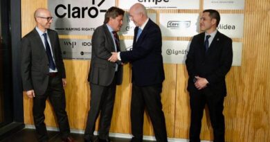 Claro y Cruzados inauguran el primer estadio inteligente de Chile