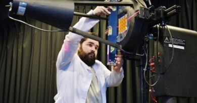 Laboratorio de Fotometría de la PUCV cumple 60 años de investigación aplicada y transferencia de conocimiento