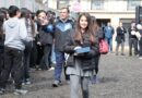 Antonella González fue recibida como una heroína por sus compañeros y profesores del Carmela Carvajal