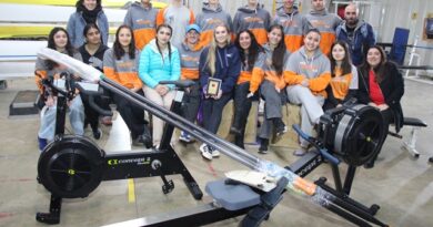 Mindep e IND realizaron un reconocimiento a los remeros puertovarinos que destacaron en los Juegos Panamericanos Junior de Asunción en Paraguay.