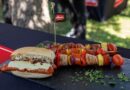 Maestros del fuego relevan los clásicos del 18: choripanes, longanizas, chorizos, longanicillas y prietas