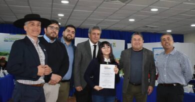 Municipio de Puyehue y Corporación Educacional de Osorno reciben apoyo para fortalecer proyectos inclusivos destinados a niños con TEA y necesidades educativas especiales