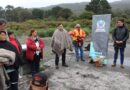 Municipio de San Juan de la Costa y comunidades indígenas instalan señalética del Espacio Costero Marino de Pueblos Originarios en La Barra del Río Bueno