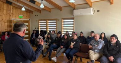 Municipio de Chonchi se suma a la campaña “Aquí Puro Buen Trato” de la ACHS.