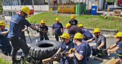 Bomberos de Puerto Montt se capacitan en Colombia bajo estándares internacionales