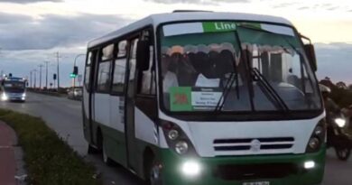 Joven estudiante es agredida y botada de la micro por chofer en Alerce en Puerto Montt