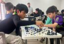 Ajedrez en los barrios: estudiantes osorninos se suman con entusiasmo a talleres de verano