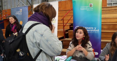 Feria de Bienvenida 2026 reunió a estudiantes y comunidad universitaria en la Sede Puerto Montt UACh