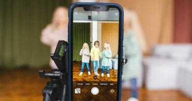 No más redes sociales en menores de 16 años: Indonesia y Australia aprueban prohibición y abren debate global